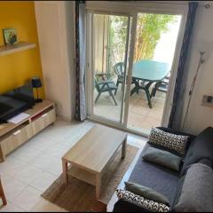 Maisonnette Ti Lézard Vert au calme à 100 mètres de la plage