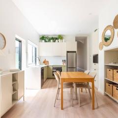 Stylish Inner-City Terrace Near Green Square