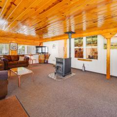 Mtn Gate Guest House about 6 Mi to Shasta Lake!