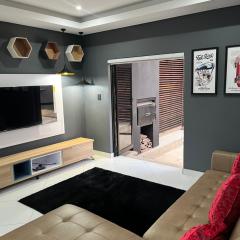 98 Inn Guesthouse Two Bedroom Apartment