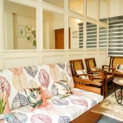 Tropical 1BHK Apartment by Déjà Vu Stays
