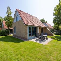 Villa in Friesland with Garden by Water