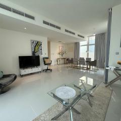 Spacious Fully Furnished 6BR Villa in Damac Hill2