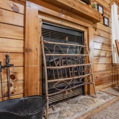 Table Rock Lake Cabin - Hawthorn #12 with Lake Access Hot Tub Outdoor Pool