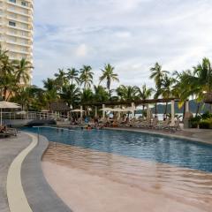 Camino al Mar, lujo y vista frontal al Mar