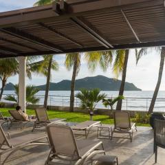 Camino al Mar, lujo y vista frontal al Mar