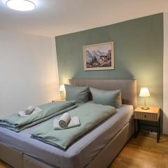 Golden Sun Apartment