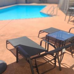 BK's Fountain Court Motel