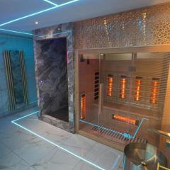 ROYALE SUITE By Highfield Apartments