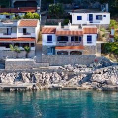 Apartments by the sea Cove Solotisa, Hvar - 4623
