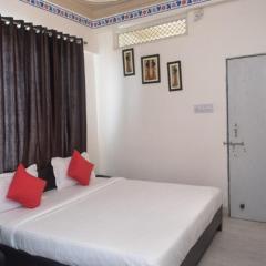 HOTEL ARAWALI UDAIPUR CITY BEST couples friendly stay