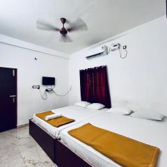 Auro Breeze Villa Inn