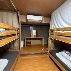 Male-only dormitory Tokyo House INN