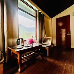 Hotel Inn Way #Near Beas River