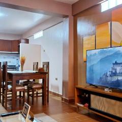 Céntrico apartamento con 2 baños, a pasos de restaurantes y agencias de turismo