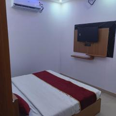 Hotel Ashiyana Palace