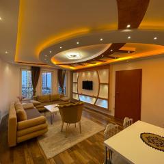 Greenside Apartment 6