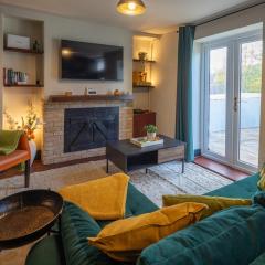 Cottage style with lovely mountain views