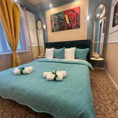 Courtyard Central Premium Apartment