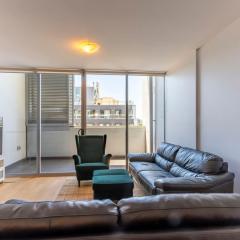 Alexandria Charm Walk to Woolworth Metro S