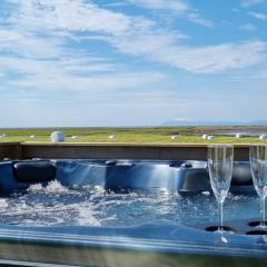 Hítarneskot - Private hot tub Cottages