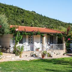 Janakis Garden Livadi Beach