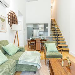 Charming Penthouse Brooklyn Getaway w Patio