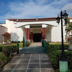 Hotel Novus Caoba, Esperanza