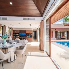 Tropical Pool Villa Thai-modern Villa with an OFFICE