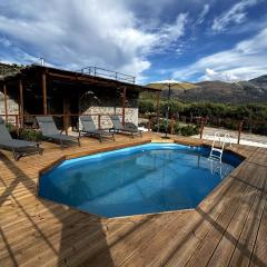 DOXA PETRA Small villa with pool