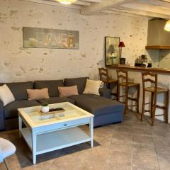 Jolie fermette a 2 min du circuit de Magny Cours