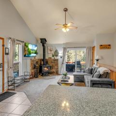 Modern Mountain Cabin, Fireplace, Deck with Deer Views, Near Wolf Center