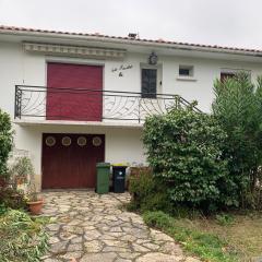 maison en face de la mer