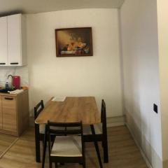 Затишна квартира біля автовокзалу та неподалік центру