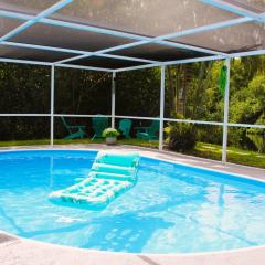 NO EXTRA FEES! Heated pool, Rods, BBQ, Fire Pite, 8 PAX, 2BR, 3BA