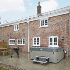 Chestnut Cottage - E5625