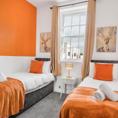 Grace Bartlett House for 5 with Free Parking for 2