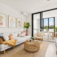 Coastal 2-Bed Apartment near Beach