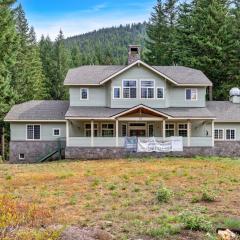 The Coho Lodge & The Chinook Lodge at Government Camp - Meredith Lodging