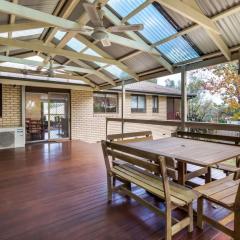 Spacious and Restful Holiday Home with Backyard