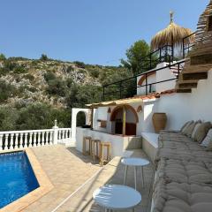 Beautiful villa with pool and stunning view