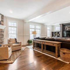 Luxury World Cup Villa 7B, 5BA Close Gillette Boston