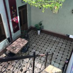 Boburshox Guest Hause