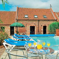 Timbers Barn - E3863