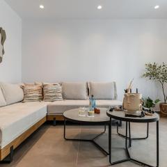 Villa Avona, Kastraki Naxos, by NaxosVibe