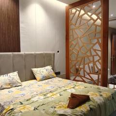 Blue Sapphire Forest Stays