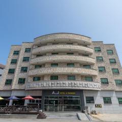 AJ Hotel