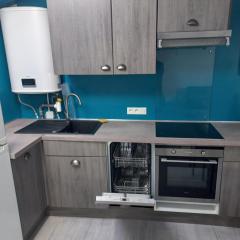 T2 refait à Neuf au calme avec TV et Fibre