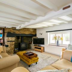 Beautiful 5-Bedroom Home with Cinema & Games Room