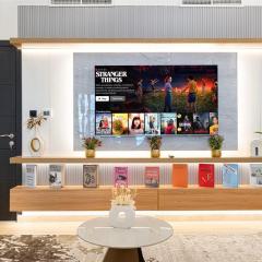 Luxury 5BR Marina View w Private Pool KG1004